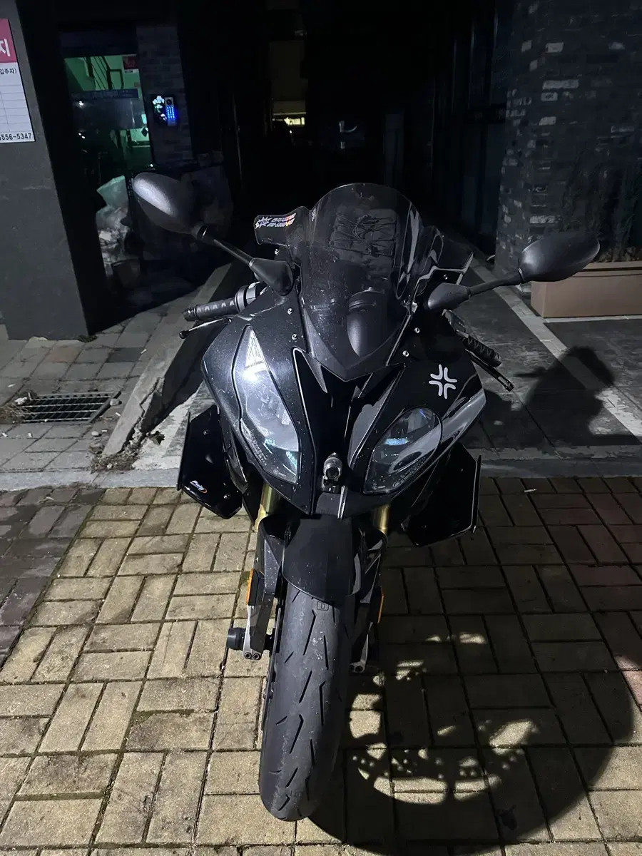 18년식 s1000rr 아크라 풀배기 팝니다 다음주까지 시원하게 네고 가